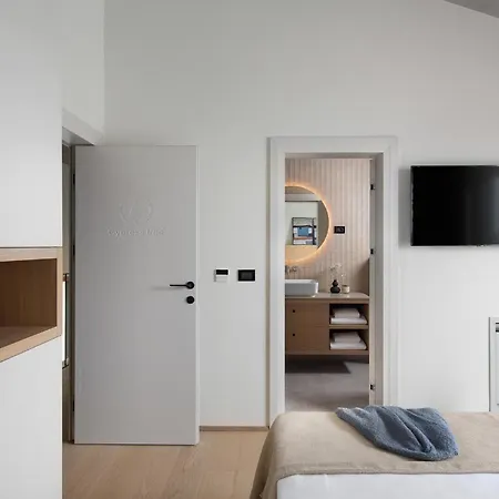 Pine Tree * Labin (Istria)