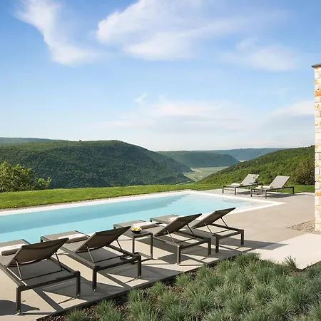 Tatil Evi Pine Tree *